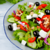Salade Méditerranéenne Fraîche au Chèvre